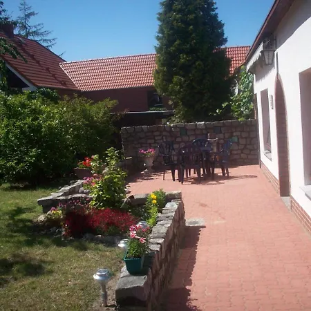 Holiday home Cosy In Alt Bukow Ot Bantow With Terrace Bantow (Rostock)