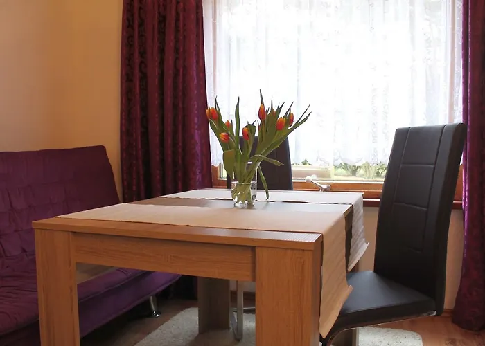 Tranquil In Alt Bukow Bantow (Rostock)