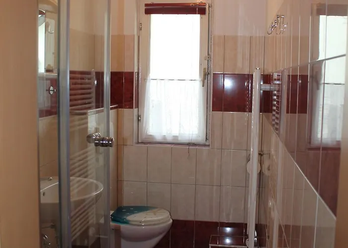 Tranquil In Alt Bukow Bantow (Rostock)